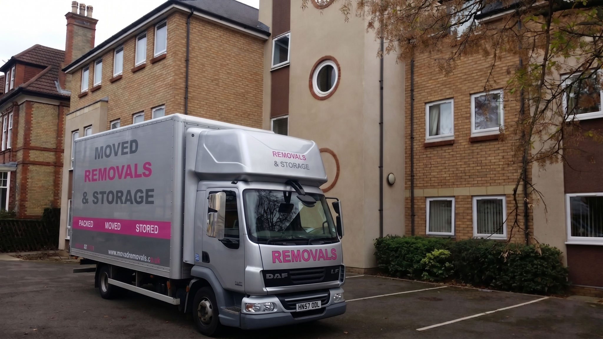 moved removals flat apartment removal services 2
